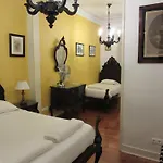 Bed & Breakfast Family Macedo *