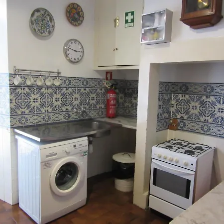 Family Macedo Bed & Breakfast Lisbona