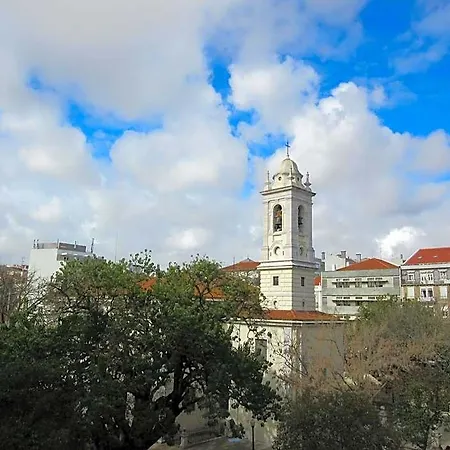 Bed and Breakfast Family Macedo Lisboa