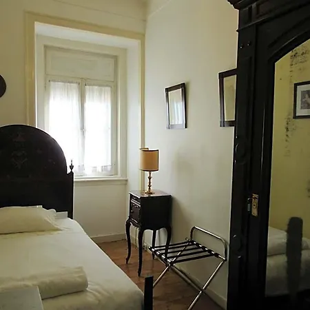 Family Macedo Bed and Breakfast Lisboa