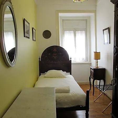 Family Macedo Bed and Breakfast