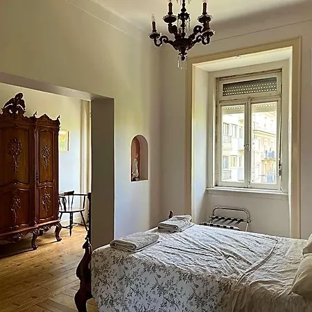 Oda ve Kahvaltı Family Macedo