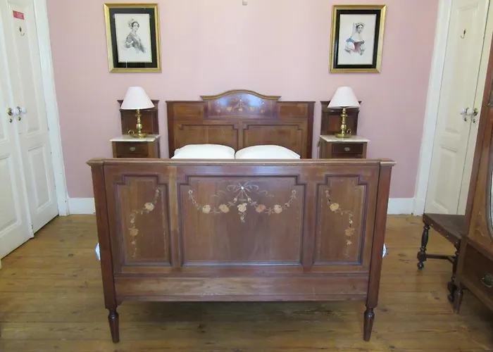 ベッド・アンド・ブレックファスト Family Macedo