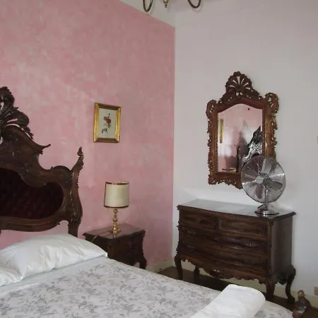Family Macedo Bed & Breakfast Lisboa